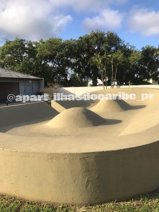 Apto Cond Ilhas Do Caribe - Pr - Beira Mar Matinhos Exterior foto